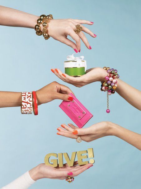 Kate Spade Holiday 2008 campaign. Holiday Campaign, Beautiful Food Photography, Shotting Photo, Food Photography Styling, Jewelry Photography, Photo Styling, Visual Merchandising, Photography Inspo, Still Life Photography