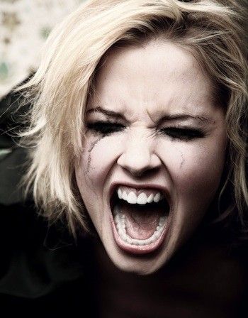 Photo screaming blonde woman Wounded Feminine, Feminine Archetypes, Angry Expression, Angry Women, Expressions Photography, Face Drawing Reference, Anatomy Poses, Sacred Feminine, Dark Feminine