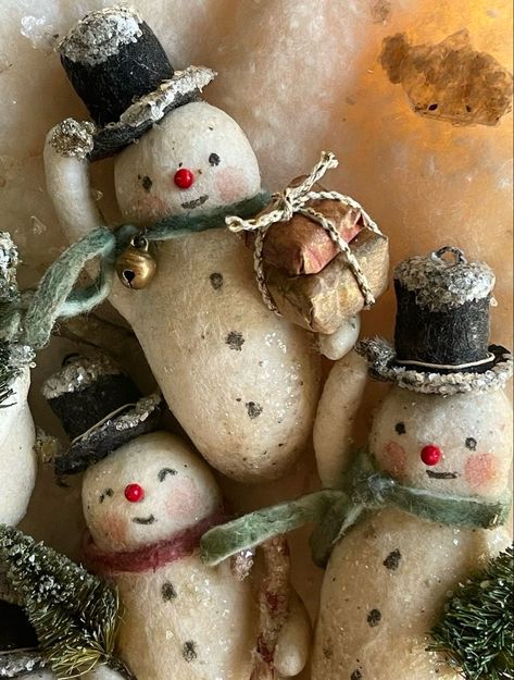 Icicle Crafts, Crafts 2023, Paper Mache Christmas, Reindeer And Sleigh, Candy Cane Ornament, Cotton Crafts, Top Hats, Snowman Ornaments, Christmas Past