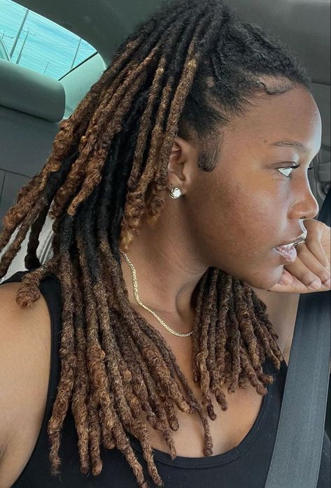 Balayage Dreadlocks, Locs With Blonde Tips, Ombré Locs, Starter Dreadlocks, Loc Appreciation, Loc Goddess, Long Locs, Natural Hair Weaves, Loc Inspiration