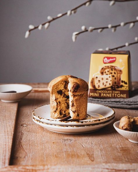 Bauducco chocolate chip mini panettone.. Panettone is a moist, soft & fresh cake made with chocolate chips. From @bauducco #bauducco Mini Panettone, Christmas Specials, Fresh Cake, Samar, Christmas Special, Chocolate Chips, How To Make Cake, Chocolate Chip, Chips