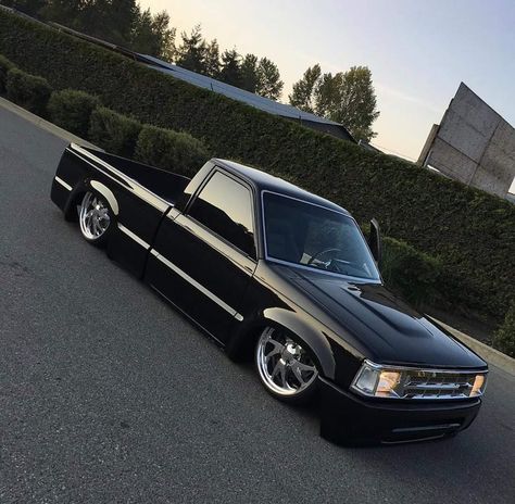 Mini Trucks Mazda, Rc Cars Diy, S10 Truck, Hot Rod Pickup, Lowrider Trucks, Mini Truck, Lowered Trucks, Custom Chevy Trucks, Foose