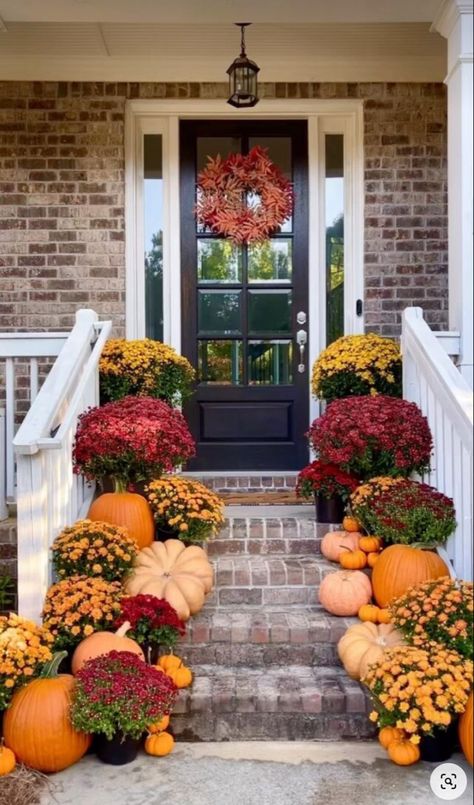 Paneled Bedroom, Fall Stems, Fall Appetizer, Appetizer Board, Front Porch Steps, Fall Front Porch Decor Ideas, Fall Front Porch Ideas, Cream Kitchen, Small Pantry