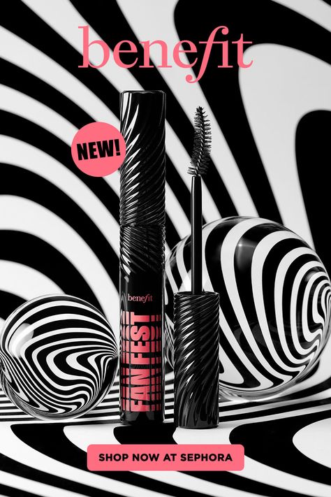 Welcome to your lash FAN-tasy 🔮 NEW Benefit Cosmetics Fan Fest Mascara amplifies lash volume with a fanning effect! Available at Sephora. Lash Fan, Benefit Mascara, It Makeup, Dream Makeup, Routine Aesthetic, Benefit Makeup, Volumizing Mascara, Latest Makeup, Beauty Design