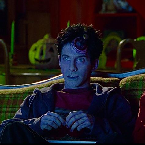 Idle Hands, Idle Hands Movie, Seth Green 90s, Seth Green, Hands Icon, Movie Shots, Spooky Scary, Scott Pilgrim, Movie Game