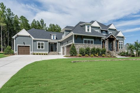 Welcome to our multigenerational home!  Come along on the Carolina Dream House tour as we get ready to move in! Dream House Tour, Light Colored Granite, Get Ready To Move, Multigenerational House, Accessible Beige, Getting Ready To Move, Dark Wood Cabinets, House Tour, Closet Design