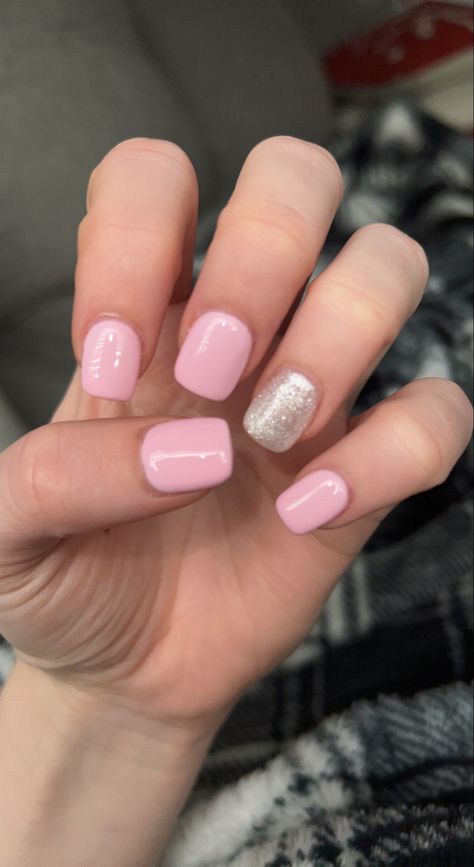 Sns Nails Short Square, Soft Pink Gel Nails Short, Light Pink French Tip Nails Square Short, Cute Light Pink Nails Short, Pink And Glitter Nails Short, Homecoming Pink Nails, Light Pink Nails With Sparkle, Light Pink Gel Nails Short, Purple Short Square Nails