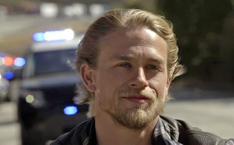 Bet we can make you cry with these images from the ‘Sons of Anarchy’ finale Jackson Teller, Sons Of Anarchy Jax Teller, Jax Sons Of Anarchy, Sons Of Anarchy Motorcycles, Sons Of Anarchy Samcro, Les Sons, Last Ride, Jax Teller, Motorcycle Club