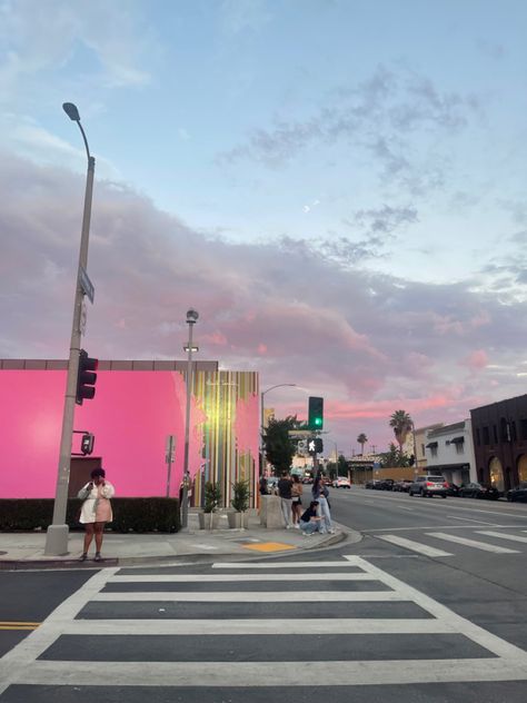 Melrose Ave, Los Angeles Melrose Avenue Los Angeles, Melrose Avenue, Pink Wall, Pink Walls, Fair Grounds, Angeles, Angel, Wall, Pink