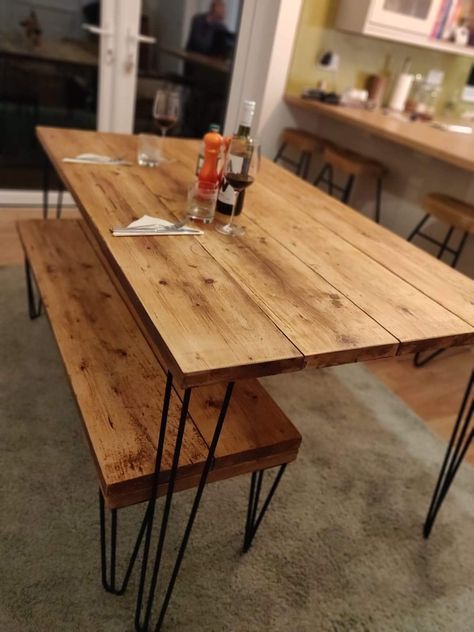 Scaffold Board Table, Hairpin Dining Table, Diy Garden Table, Pallet Home Decor, Diy Dining Room Table, Hairpin Table, Board Table, Diy Dining Room, Diy Dining Table