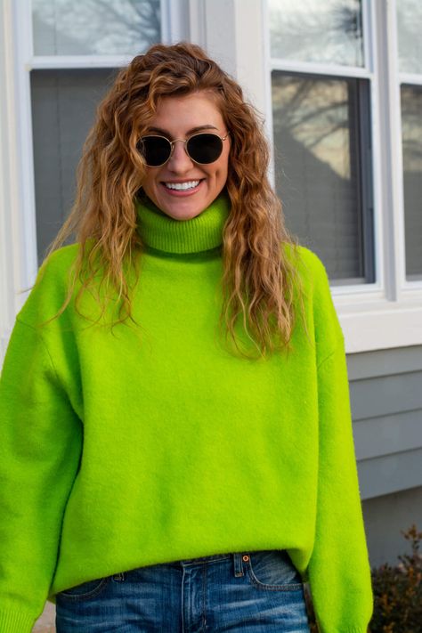 Neon Green Sweater and Plaid Platforms for Early Spring. | LSR Neon Green Sweater Outfit, Green Sweater Outfit Spring, Neon Green Sweater, Green Sweater Outfit, Spring Sweater Outfits, Neon Sweater, Christmas Haul, Summer Runway, Jumper Outfit