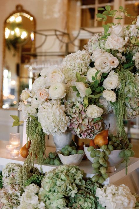 Winter Wedding Flowers Floral Bar Arrangements with Fruit — Luxury Florist Tennessee North Carolina Kin House, Modern Wedding Flowers Arrangements, Southern Winter, Floral Bar, Club Photography, Mallorca Wedding, English Country Weddings, Luxury Florists, Fall Hydrangea