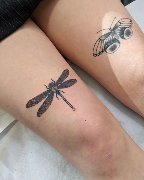 〰️ ༄ Dragonfly for Olivia ༄ 〰️ We added a second flying friend on her leg. I really enjoyed working on this custom piece ! Next to it is a couple of months healed butterfly 🦋 Thank you sm Olivia ! (—: — Done at Soulskin Tattoo Studio . . . . . . . . . #flashtattoo #tattooaprentice #inkdrawing # #blackartists #inkwork #blackwork #flashtattoo #japaneseart #orientaltattoo #japanesetattoo #japanesetattooart #japanesestyle #dragonfly #dragonflytattoo #orientaltattoo #tattooideas #turku #unitu... Dragonfly Thigh Tattoos Women, Moth And Dragonfly Tattoo, Lepidoptera Tattoo, Dragonfly Thigh Tattoo, Dragonfly Tattoos, Flying Tattoo, Dragonfly Tattoo, Thigh Tattoos Women, Matching Tattoo