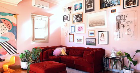 Interior Decor Trends That Scream Outdated - Top5 Red Couch Living Room, Rainbow Headboard, Red Apartment, Drum Room, Australia House, Red Furniture, Red Couch, Melbourne House, Red Sofa