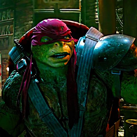 𝐓𝐚𝐠𝐬: #raphael #tmntraphael #raphael #icon #icons #pfp #profilepicture #ninjaturtles #tmnt Ninja Turtles Realistic, Raphael Teenage Mutant Ninja Turtles, Raphael Tmnt Live Action, Raphael Tmnt Movie, Ralph Teenage Mutant Ninja Turtles, Ralph Ninja Turtle, Raphael Tmnt 2014, Raphael Tmnt Bayverse, Tmnt Live Action