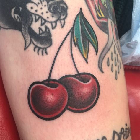 #cherry #tattoo #cherrytattoo #traditional #traditionaltattoo Traditional Cherry Tattoo, Black Cherry Tattoo, Cherry Tattoo, Cherry Tattoos, Tattoos Mandala, Traditional Tattoo Sleeve, Inspiration Tattoos, Tattoos Geometric, Old School Tattoo Designs