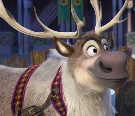 Sven is a major character in Disney's 2013 animated feature film, Frozen. He is Kristoff's loyal pet reindeer and best friend. Sven was orphaned as a calf, and nearly died before being rescued by Kristoff. The two remained by each other's side ever since as best friends. Sven Costume, Pet Reindeer, Sven Frozen, Frozen Makeup, Frozen Jr, Frozen Musical, Film Frozen, Disney Sidekicks, Keyboard Design