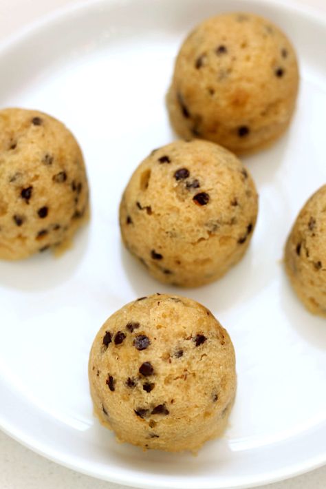 Love chocolate chip cookies and muffins? Try these Instant Pot Chocolate Chip Muffin Bites. They are a delightful snack or dessert that is perfectly poppable. A creative way to use your Instant Pot egg bites mold. #instantpot Instant Pot Egg Bites, Muffin Bites, Chocolate Chip Muffin, Homemade Snickers, Easy No Bake Desserts, Egg Bites, Cheesecake Desserts, Chocolate Chip Muffins, Semi Sweet Chocolate Chips