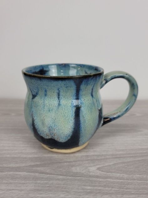 Ceramics Sgraffito, Prop Reference, Ceramic Things, Glaze Layering, Ceramic Handles, Pottery Jugs, Mugs Handmade, Biodegradable Materials, Handmade Mugs