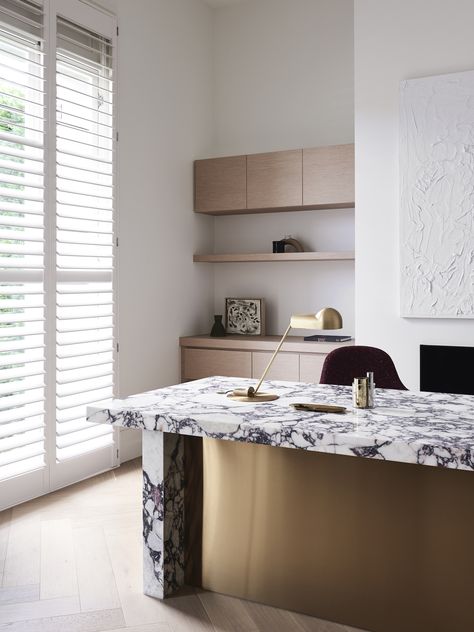 Marble Desk Office, Marble Office Desk, Marble Office, Construction Photography, Eames House Bird, Steel Frame Doors, Marble Desk, Off White Walls, Est Living