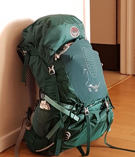 2025 Manifestation, Outback Wilderness, Backpacking Outfits, Best Travel Clothes, Backpacking Bag, Backpack Through Europe, Backpack Photography, Best Travel Backpack, Big Backpacks