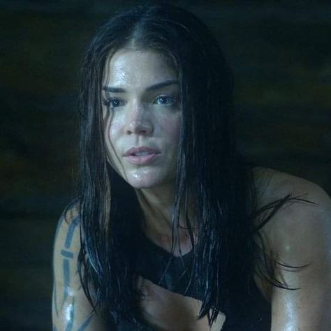 Octavia Blake Icon, Octavia Blake, The 100 Cast, Marie Avgeropoulos, The 100 Show, Celtic Mythology, Game Face, Comfort People, Character Reference