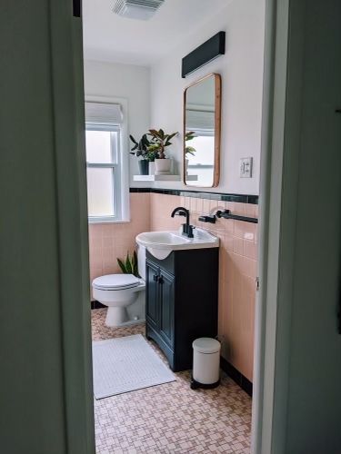 Vintage pink tile bathroom