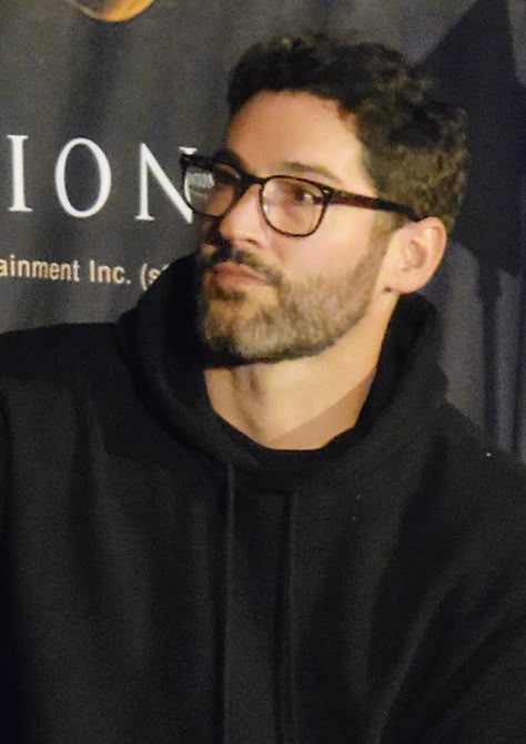 Tom Ellis Aesthetic, Tom Ellis Suit, Tom Ellis Hot Lucifer, Tom Ellis Tell Me Lies, Tom Ellis And Lauren German, Tom Ellis Selfie, Klaus The Originals, Tom Ellis Lucifer, Music On Spotify