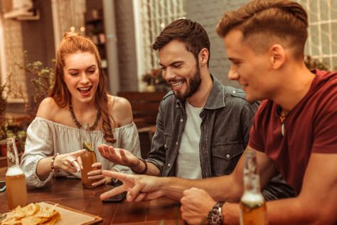 21 drinking games you can play in any bar Drinking Games Without Cards, Drinking Games For 3, Fake Nice, Best Drinking Games, Drinking Card Games, Fake Friendship, Fun Drinking Games, Home Party Games, Hey Bartender