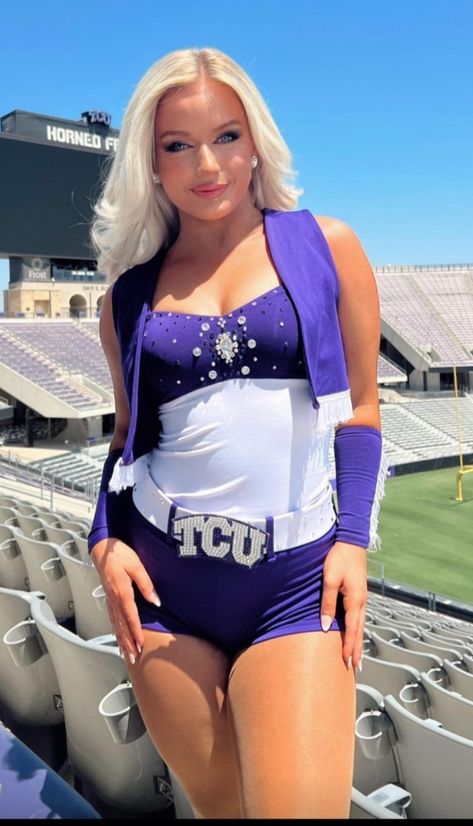 Tcu Cheerleaders, Cheerleading