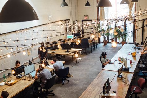 5 Tips for Creating a More Enjoyable Workplace Open Concept Office, Shared Office Space, Summer Internship, Shared Office, Sharing Economy, Her Campus, Cool Office, Marketing Online, Coworking Space