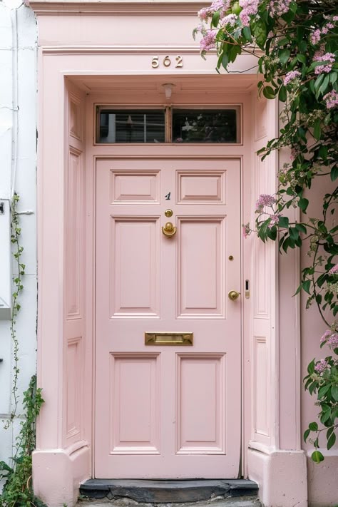 Pink Door Aesthetic, Pink Door Bedroom, Pink Doors Front House, Light Pink Front Door, Pink Houses Exterior, Pink Door Exterior, Cute Doors, Vintage Pastel Christmas, Barbie Dream House Aesthetic