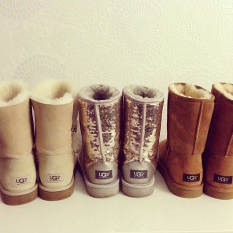 Uggs For Cheap, Ugg Boots Cheap, Ugg Boots Outlets, Leather Legging, Winter Closet, Uggs Outfit, Michael Kors Outlet, Cheap Handbags, Boots Leather