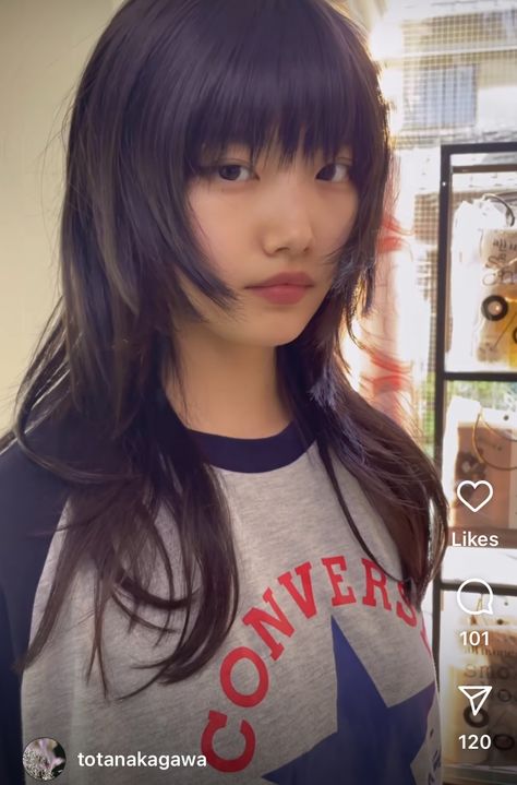 Anime Style Bangs Haircut, Japanese Short Haircut With Bangs, 2016 Haircut Japan, Hime Cut On Wavy Hair, Hime Haircut Wavy Hair, Japanese Haircut Medium Round Faces, Hime Cut Medium Hair, Hime Layered Cut, Wavy Hime Cut