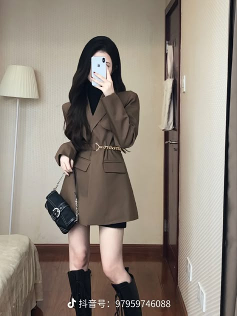 Korean Ceo Outfit, Rich Korean Aesthetic, Ceo Dress, Korean Business Fashion, Ceo Clothes, Ceo Fashion, Korean Fashion Classy, Girl Boss Outfit, Neat Casual Outfits