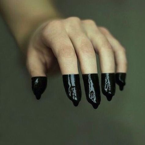 “I have seen the absolute black; it was unspeakably beautiful”. C.P. Cavafy ⠀⠀⠀⠀⠀⠀⠀⠀⠀ Glistening black finger tips, credits unknown.… Ulquiorra Cifer, Hand Photography, Incubus, Conceptual Photography, Foto Art, Black Power, Instagram Foto, Bob Marley, Photography Inspo