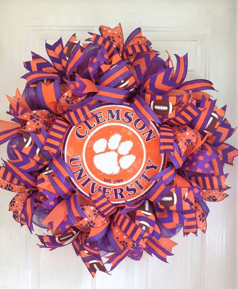 Tiger Paw Print, Personalized Wreaths, Bunny Door Hanger, Tiger Gifts, Tiger Decor, Orange Wreath, Sports Wreaths, Wreath Door Hanger, Tiger Paw