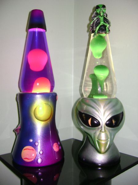 Galactic & Alien: Icon Series Cool Lava Lamps, Space Grunge, Alien Aesthetic, Room Ideas Bedroom, Bedroom Inspo, Lamp Decor, My New Room, Aesthetic Room, Dream Room