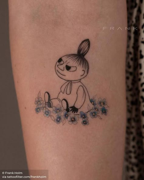 Moomin Tattoo, Little My Moomin, Tattoo Sonne, Halloween Tattoos Sleeve, Camera Tattoos, Anker Tattoo, Food Tattoos, Funky Tattoos, Explore Tattoo