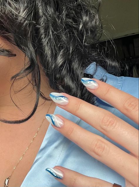 Nail Art For Blue Dress, Wedding Blue Nails For Bride, Blue Nail Extension Designs, Blue Line Art Nails, Nail Extension Designs Summer, Blue Line Nail Designs, Bridal Blue Nails, Blue Nails With Lines, Prom Nails Silver And Blue