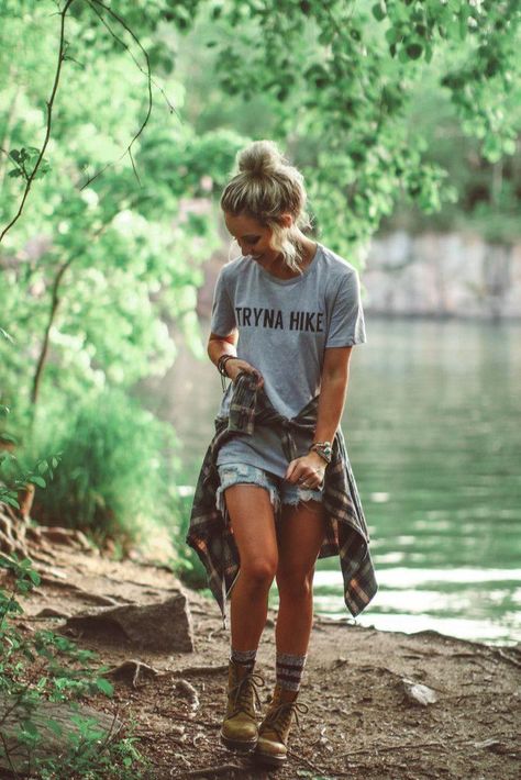 Women hiking outfit