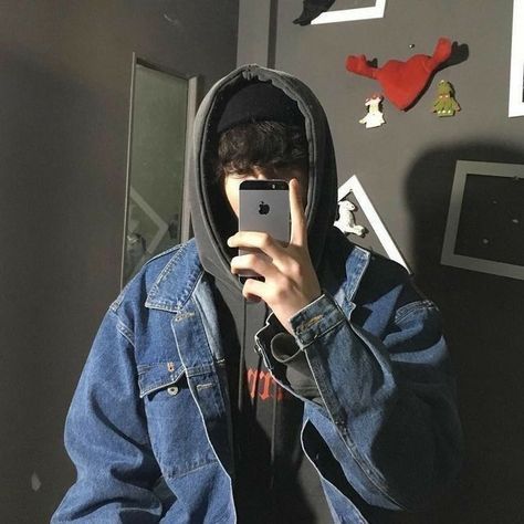 korean fashion edgy korean fashion looks fab! Skater Outfits Mode Outfits Retro Outfits Grunge Ou Ullzang Boys, Skater Boys, Grunge Boy, Skater Boy, Boy Fits, Aesthetic Boy, Mens Fashion Streetwear, Tumblr Boys, Stylish Mens Outfits