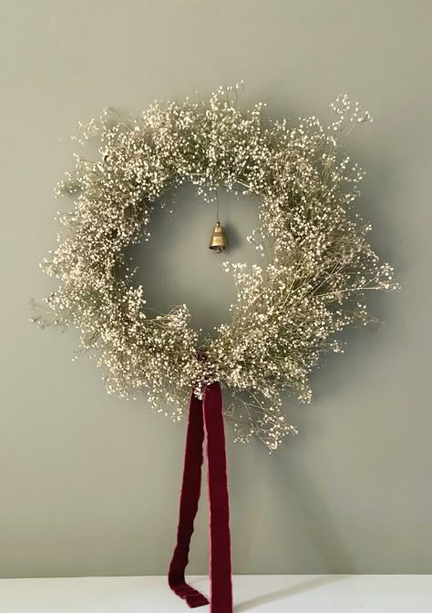 Decoracion Navidad Diy, Julkransar Diy, Pretty Wreath, Christmas Interiors, Christmas Inspo, Easter Wreath, Deco Floral, Noel Christmas, Merry Little Christmas