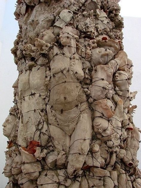 Nature Inspired Sculpture, Sculptures Céramiques, Soyut Sanat Tabloları, Sculpture Installation, Figurative Sculpture, Art Textile, Land Art, Pics Art, Surreal Art