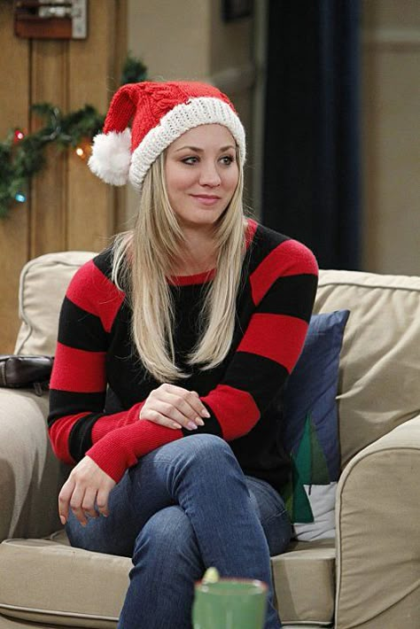 Penny. Big Bang Theory Episodes, Big Bang Theory Penny, Kayley Cuoco, The Big Band Theory, Kaley Couco, The Bigbang Theory, Meagan Good, Christmas Look, Movies And Series