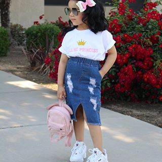 Dalary sophia 🦋✨ (@dalarysophiia) • Instagram photos and videos Western Wear Ideas, Outfits In The 90s, 90s Kids Outfits, Kids Outfits Boys, Target Kids Clothes, Kids Outfit Ideas, Outfits For Pictures, Kids Western Wear, Girls Western Wear