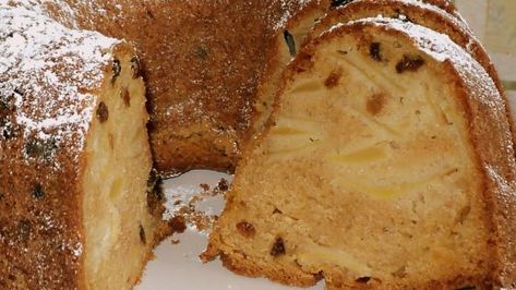 Sour Cream Apple Cake Recipe - Food.com Sour Cream Apple Cake, Apple Sour Cream Cake, Sour Cream Cake Recipe, Cake With Sour Cream, Apple Dessert Recipes Easy, Irish Apple Cake, Desserts For Christmas, French Apple Cake, Easy Apple Cake