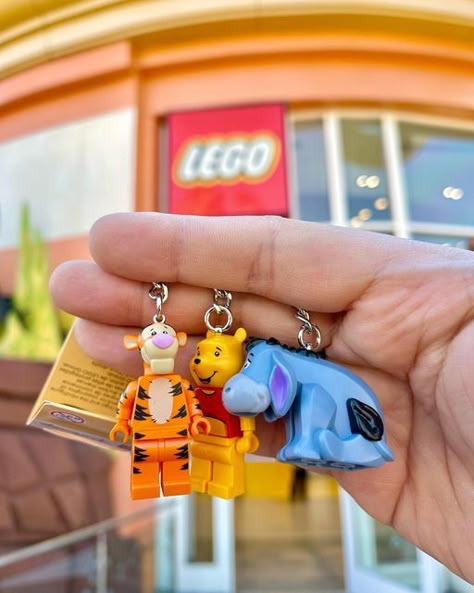 Tigger And Eeyore, Uni Bag, Hype Beast, Winnie The Pooh Tigger, Lego Custom Minifigures, Lego Store, Arte Van Gogh, Popular Toys, Downtown Disney