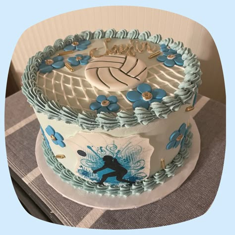 Birthday Cake Volleyball, Volleyball Themed Cake, Volleyball Cake Ideas, Volleyball Birthday Cakes, Volleyball Cake, Volleyball Birthday Party, Volleyball Birthday, Summer Birthday Cake