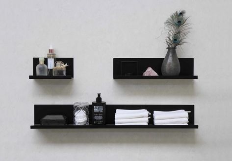 Bewonen Stalen planchet 100 - Mat zwart - 100x10cm (bxd) | bol.com Bathroom Accesories, Recycled Furniture, Bathroom Toilets, Apartment Interior Design, Apartment Interior, Wall Shelves, Floating Shelves, Bathroom Accessories, Sweet Home